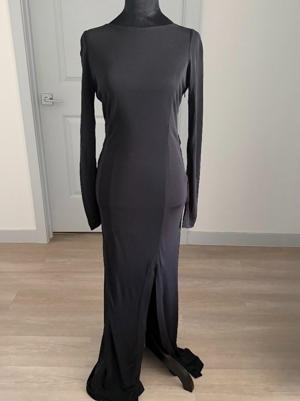 BEBE Black Open Back Bodycon Long Dress Gown Y2K Cocktail Formal Date Night Sz S